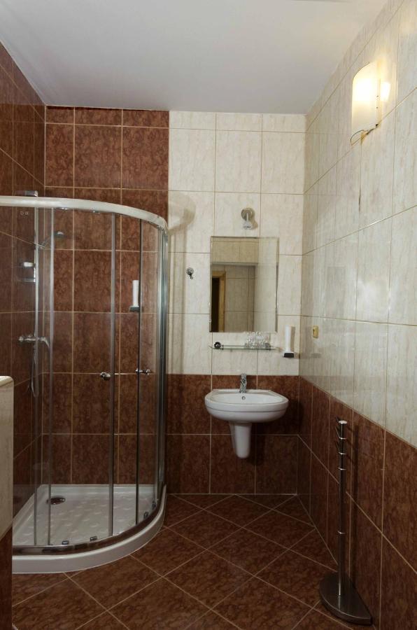 Hostinec U Zlate Lipy Noviny pod Ralskem Exterior foto